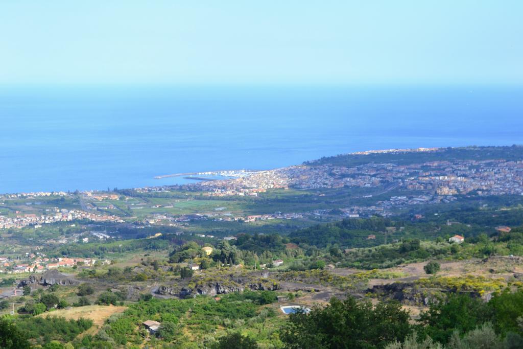 Villa Seacily Etna House Piedimonte Etneo Habitación foto